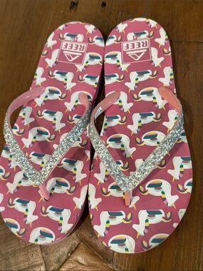 Reef Kids Pink Unicorn Glitter Flip Flops with Silver Straps